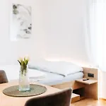 Bright & Modern In Haselstauden * 多恩比恩