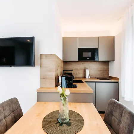 Bright & Modern In Haselstauden * 多恩比恩